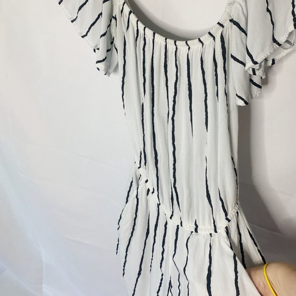 H&M White and Black Striped Romper Size 6 - Picture 3 of 9